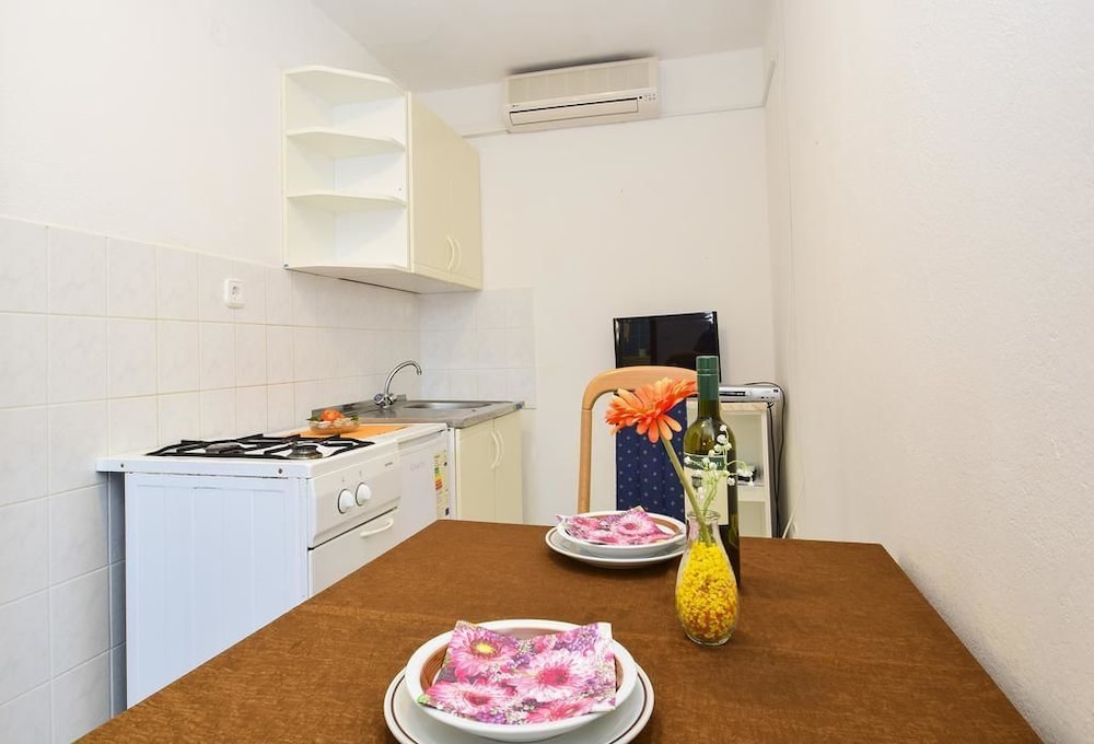 Apartments Dupin view 4