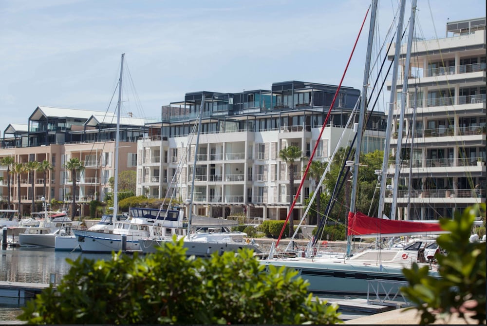 Executive Yacht View Two Bedroom Apartment - 208