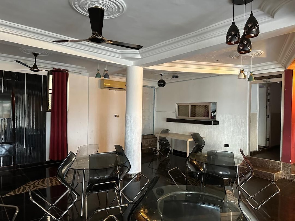 GQ Luxury Hills Hotel- Akropong Akwapim