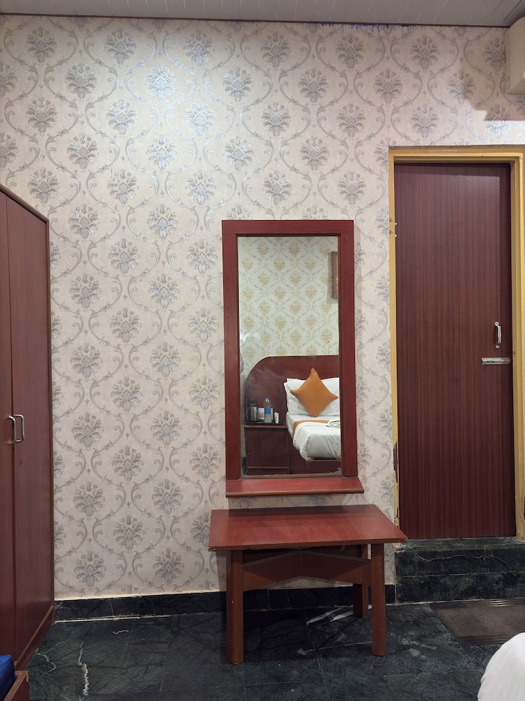 Hotel Utsav
