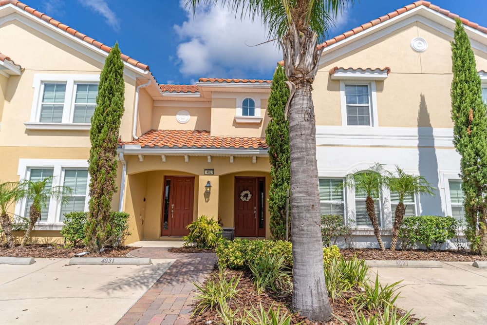 4627 Solterra - Image 1