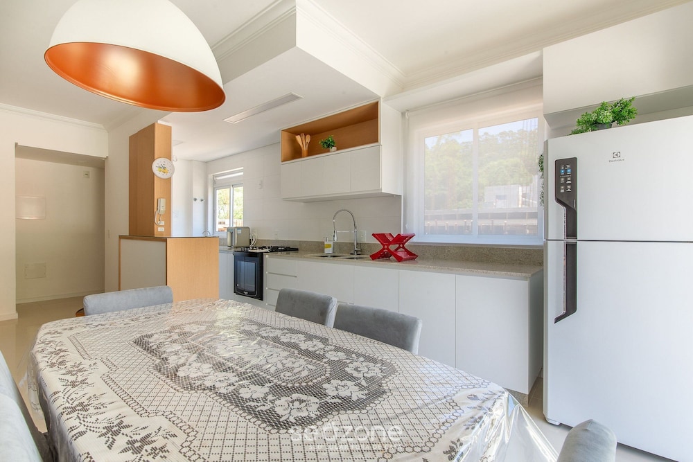 Beautiful apt With Barbecue in Floripa Ibe104