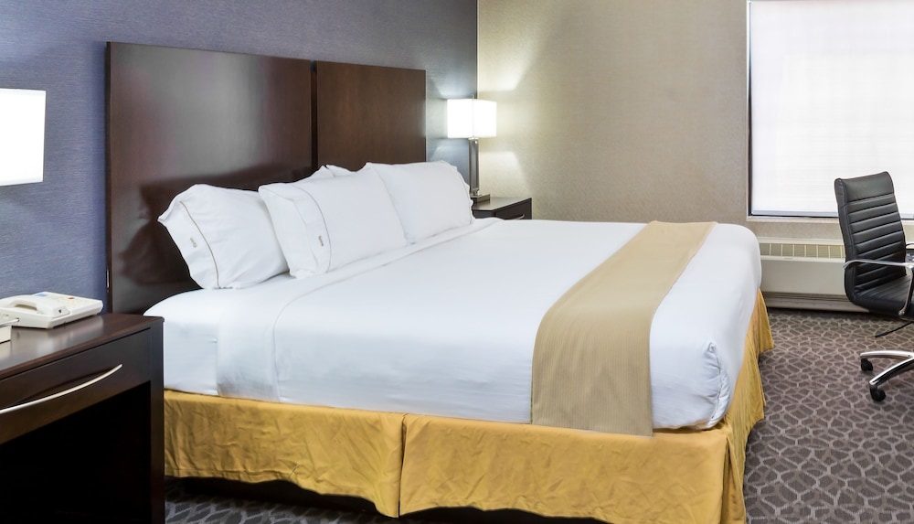 Holiday Inn Express Hotel Suites Mt. Holly, an IHG Hotel - Property Image 32