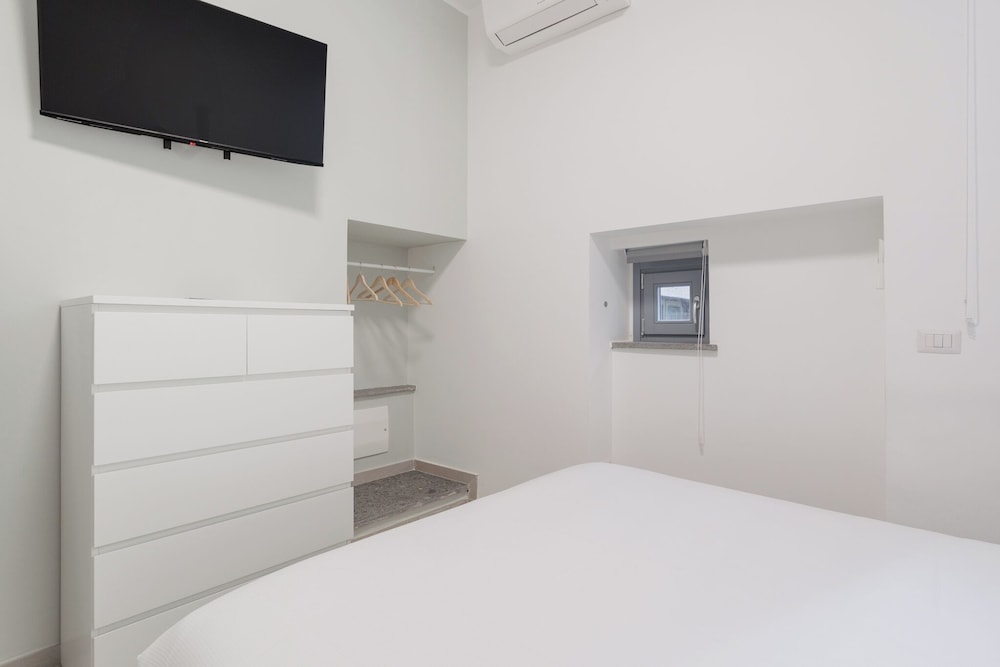 Basco Guest House