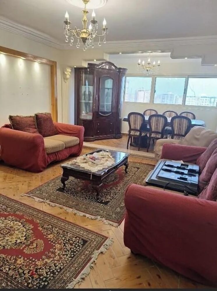 Apartment in Downtown