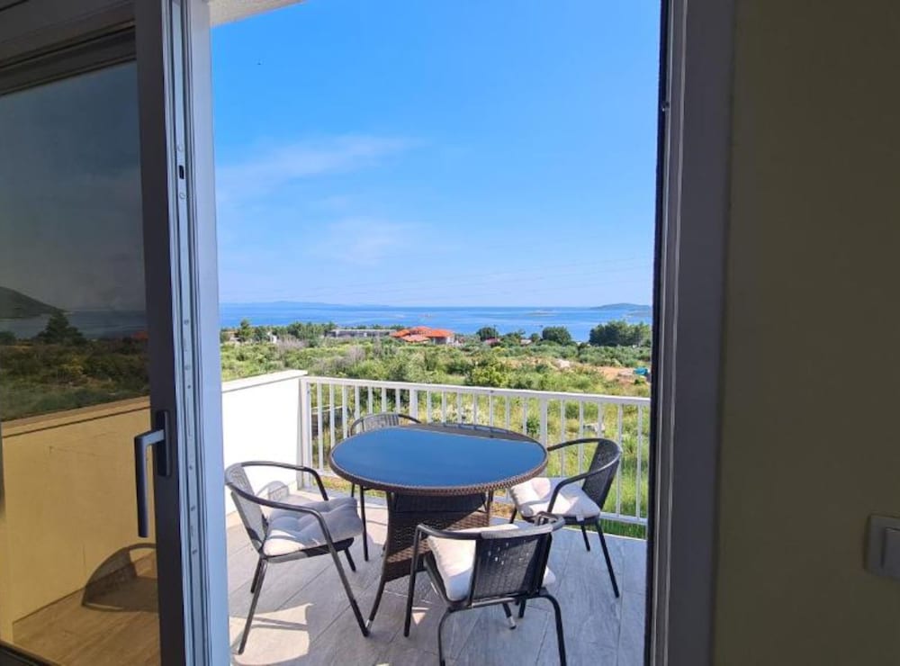 Apartments Josip