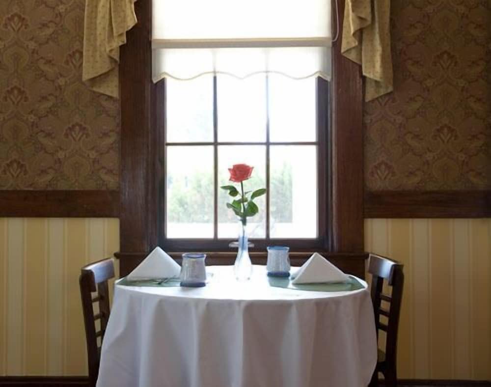 Spring Lake Inn