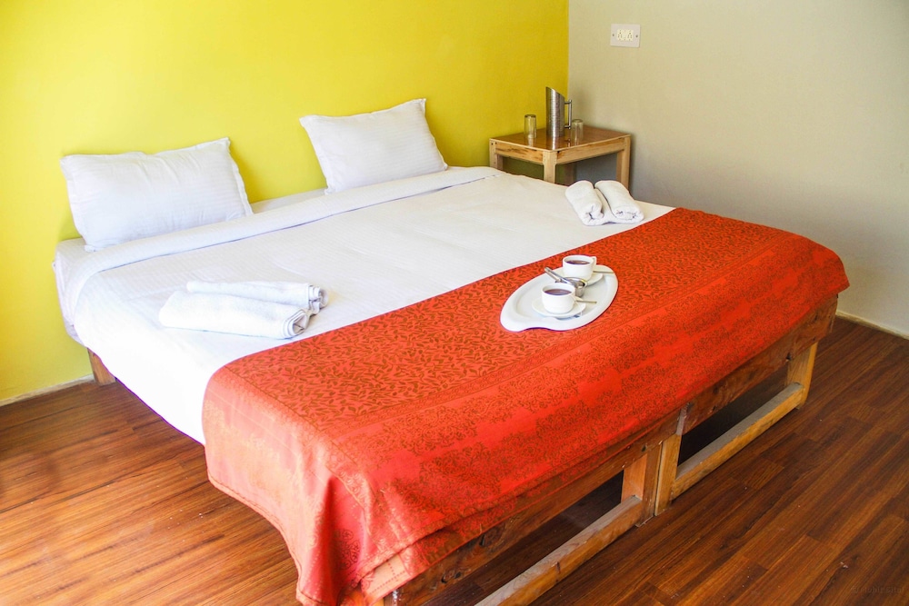 Ser Bhum Tso Resort