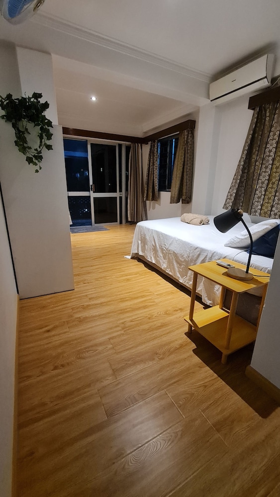 Axis Apartments