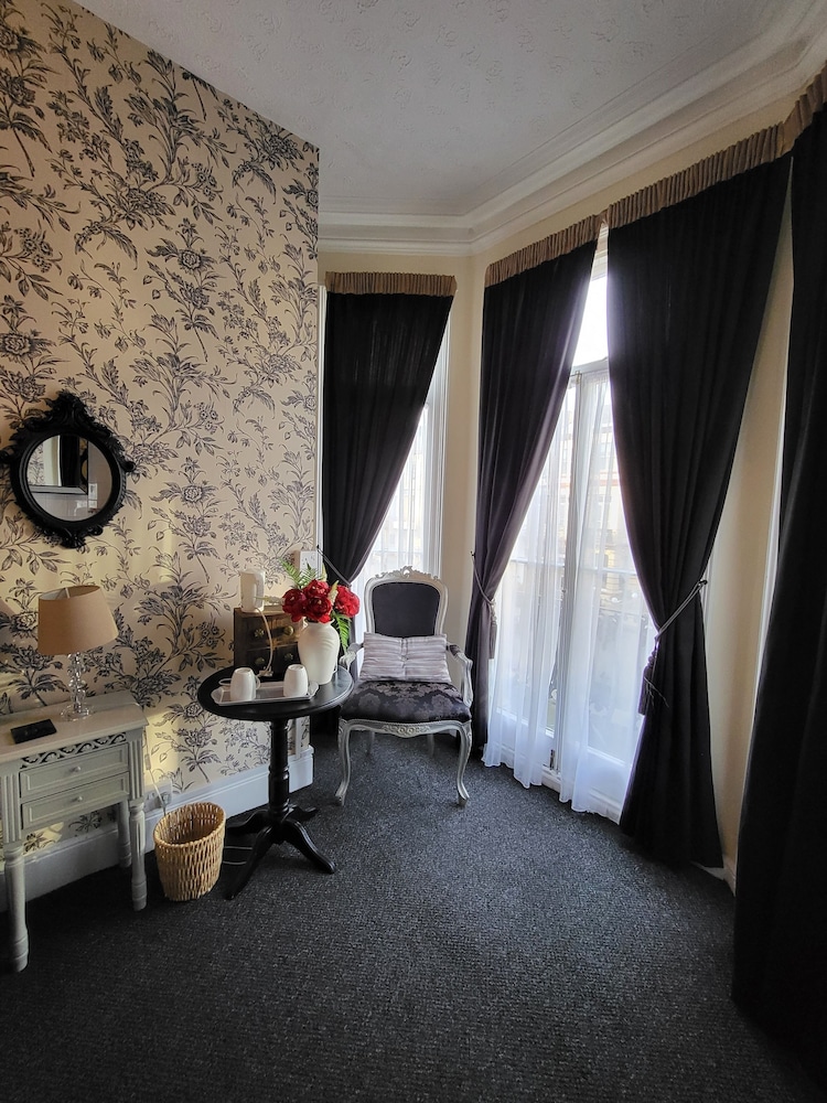 Photo 42