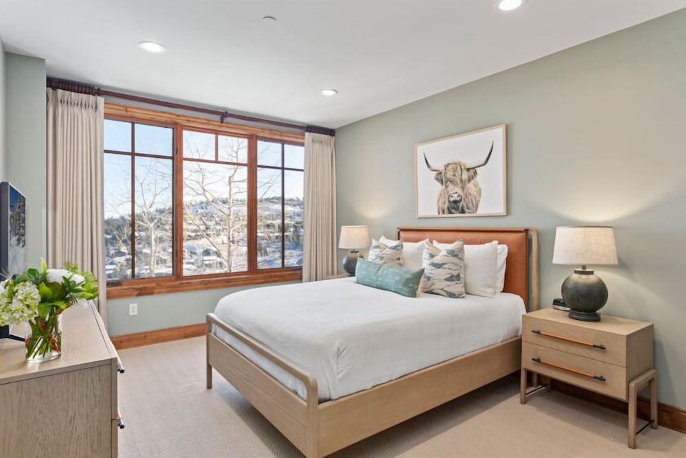 305 - Three Bedroom Shooting Star 3 Condo