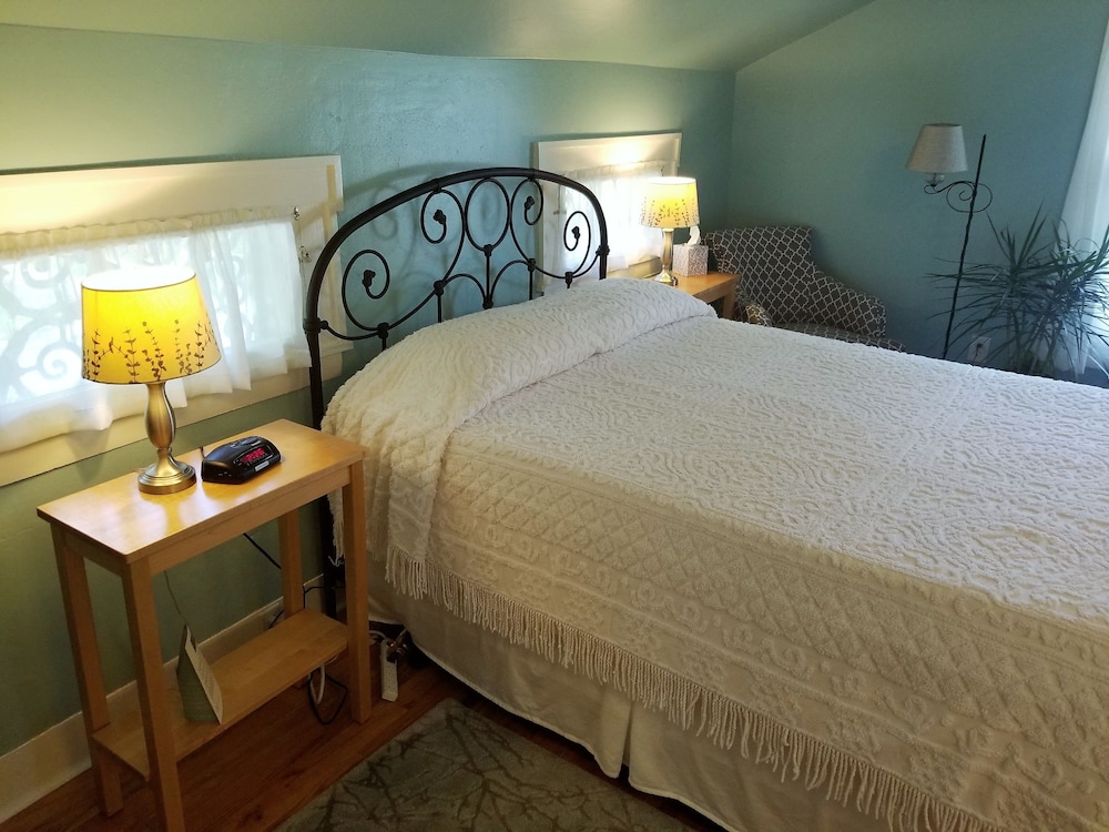 The Blackberry Inn Bed & Breakfast