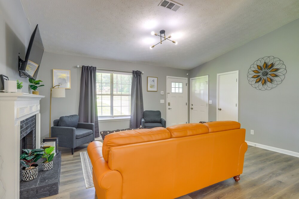 Decatur Vacation Rental w/ Fenced Yard!