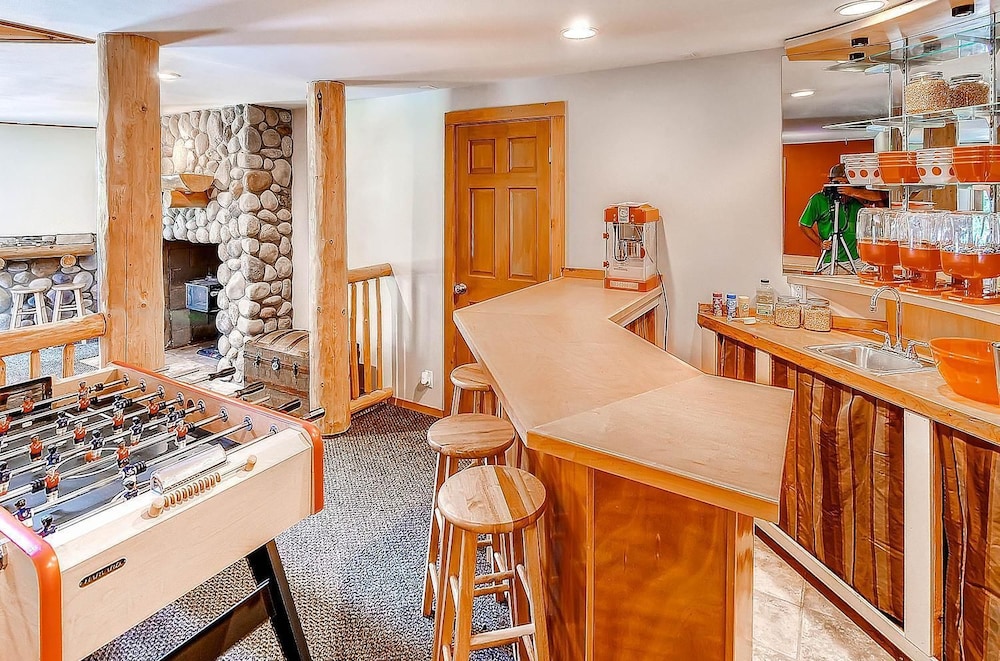 Ellensburg Vacations - Deer Meadow Lodge - Property Image 1