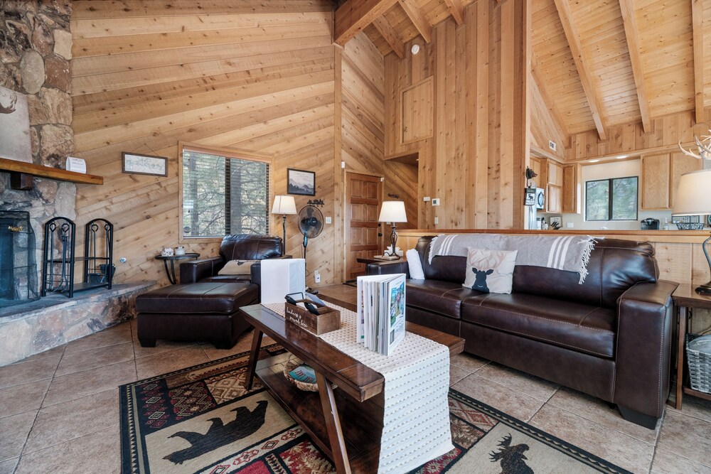 Wolf View Lodge