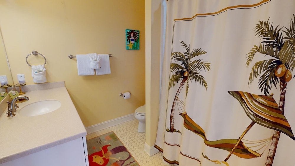 Mimi's Mermaid's & Memories by Tybee Vacation Rentals