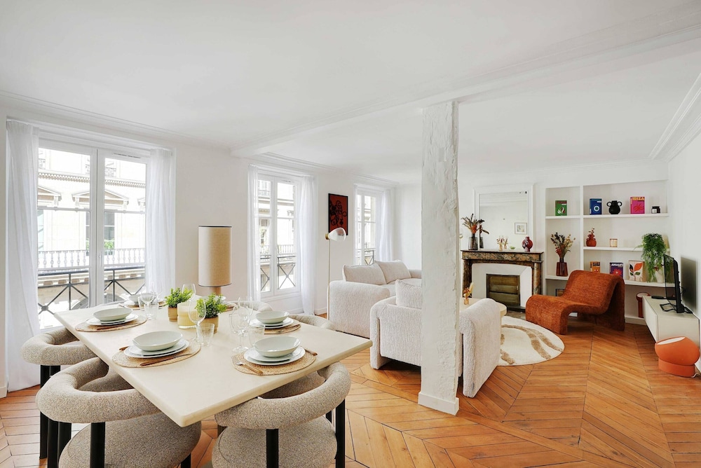 Elegant Apartment - 2br/4p - Near Invalides