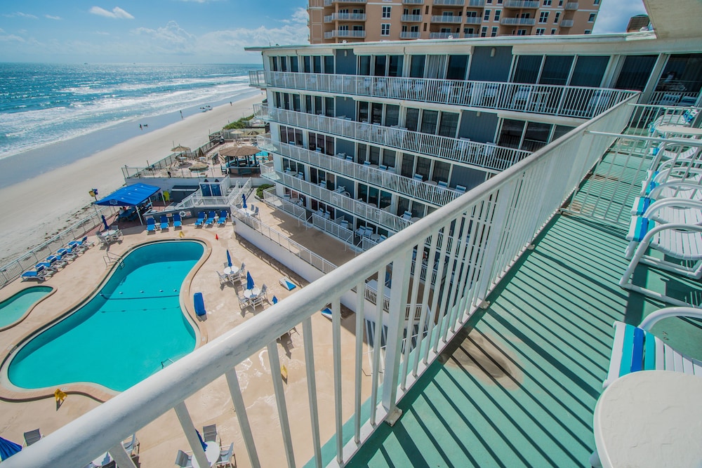 Sea Club IV