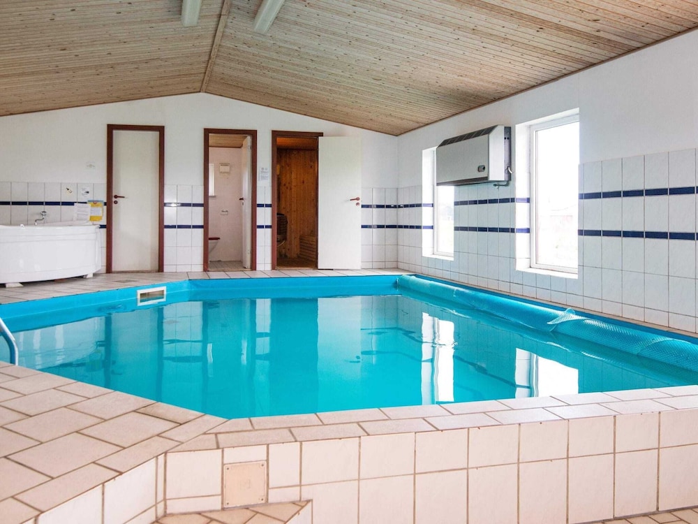 Lovely Holiday Home in Jutland with Hot Tub view 3