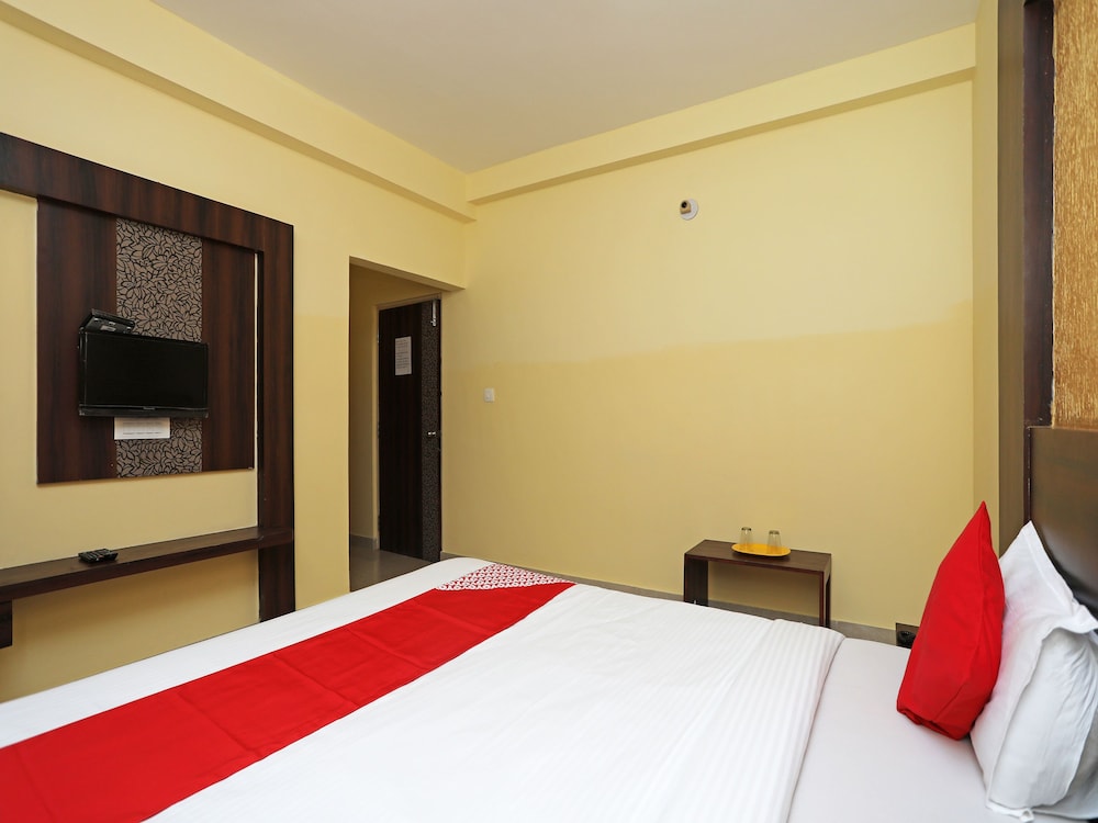 OYO 15206 Hotel Sonar Gaon