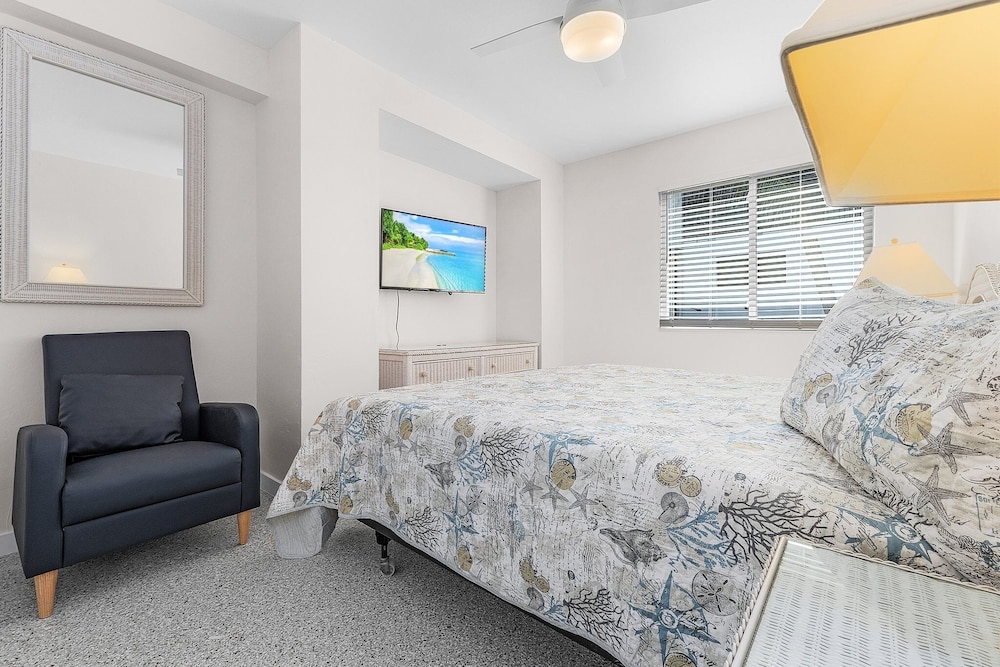50 Starfish Shack: 3br/2ba Pool Home! 3 Bedroom Home