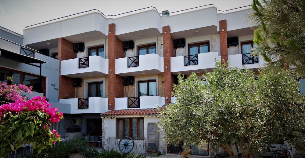 Parva Port Alaçatı - Image 5