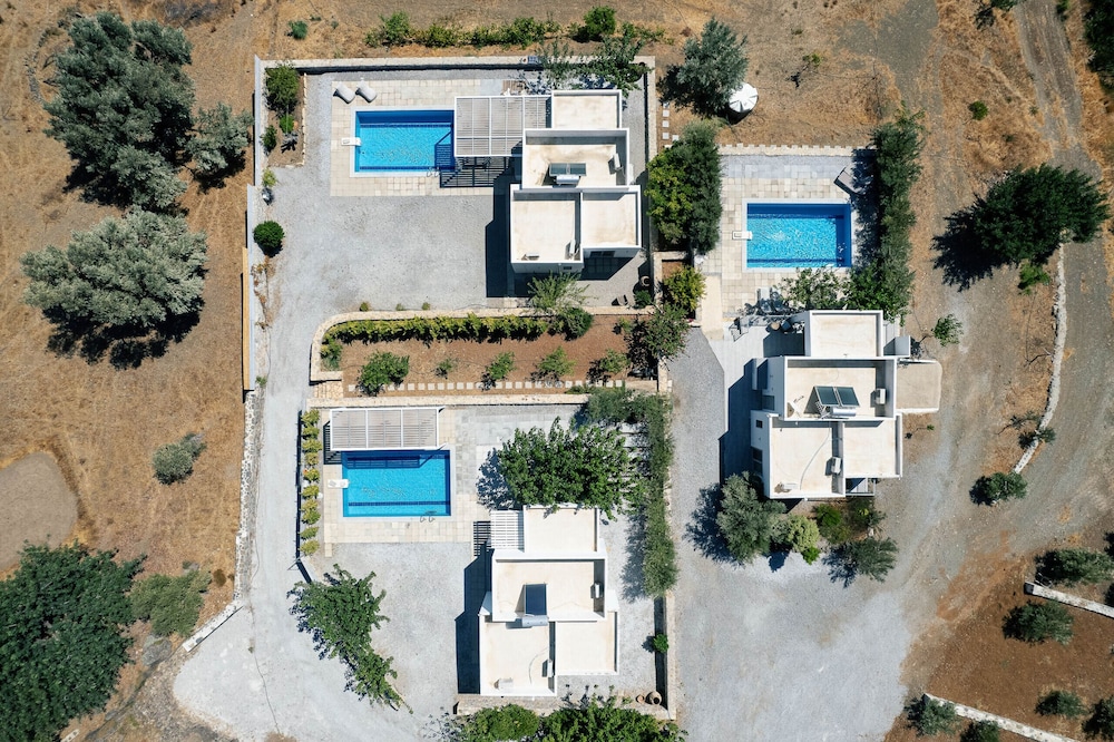 Evgoro Villas