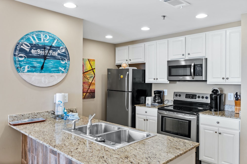 Splash Beach Resort by Panhandle Getaways