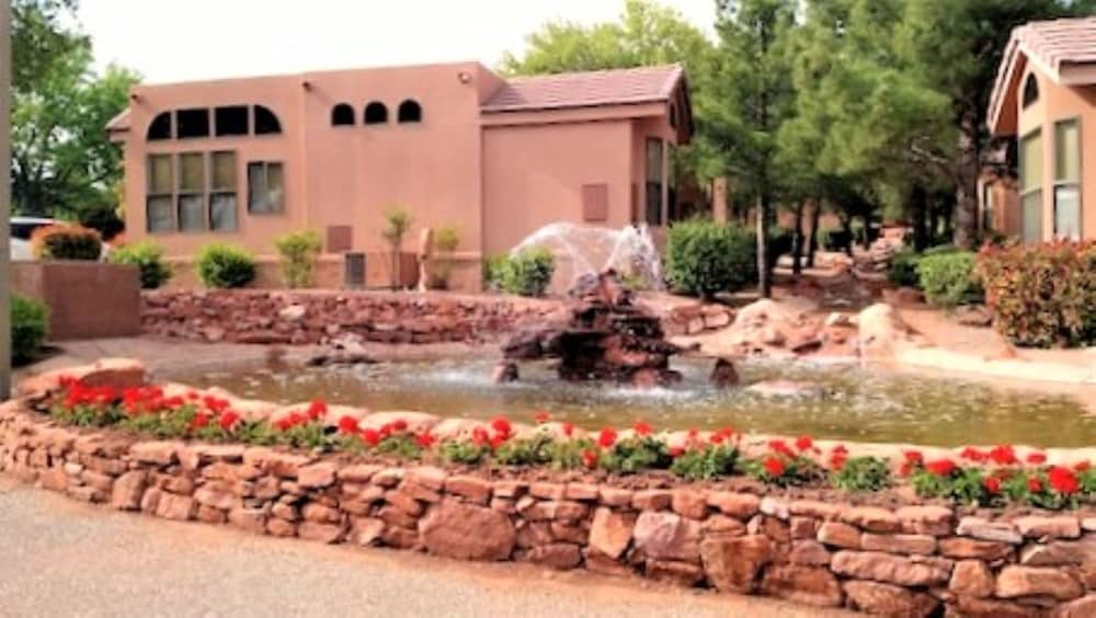 Sedona Pines Resort