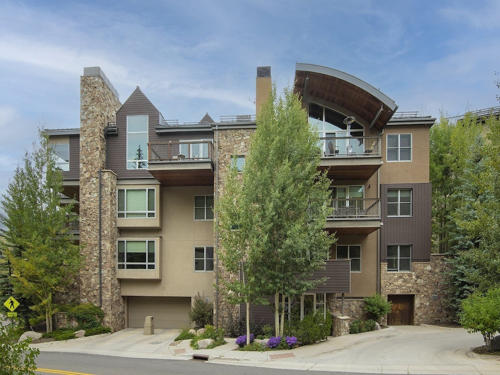 Cascade Village Condo view 3