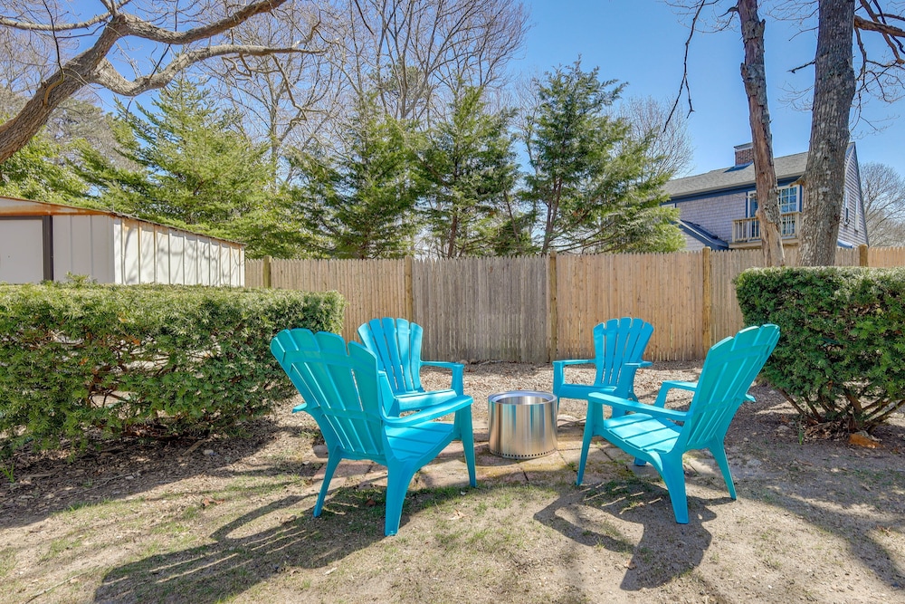 2 Mi to Craigville Beach: Hyannis Home w/ Deck