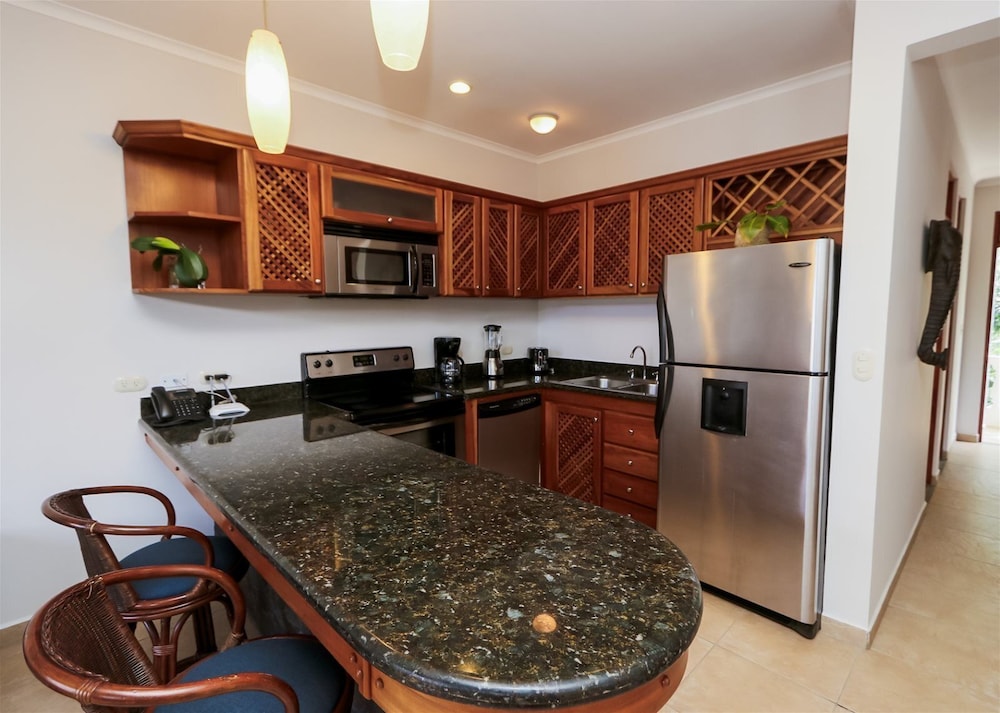Great 3rd Floor Condo in Seaside Community view 4