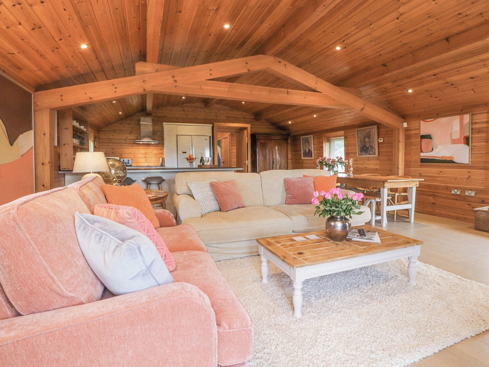 Artisan Lodge