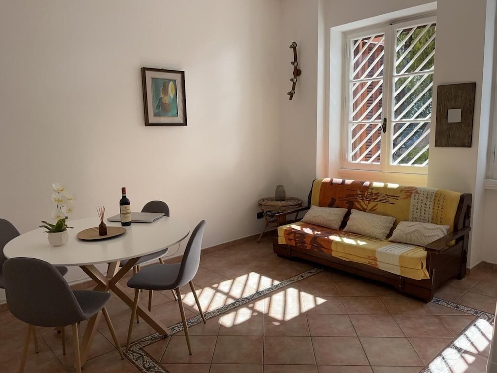 Holiday Home Roma Night and Day