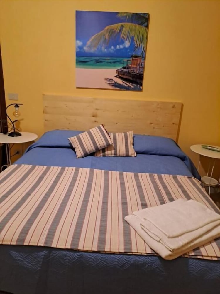 BB CAMERE POLICLINICO