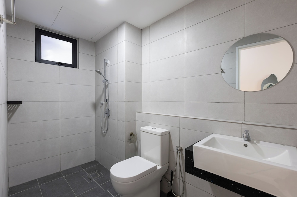 Sunshine Residence Suites