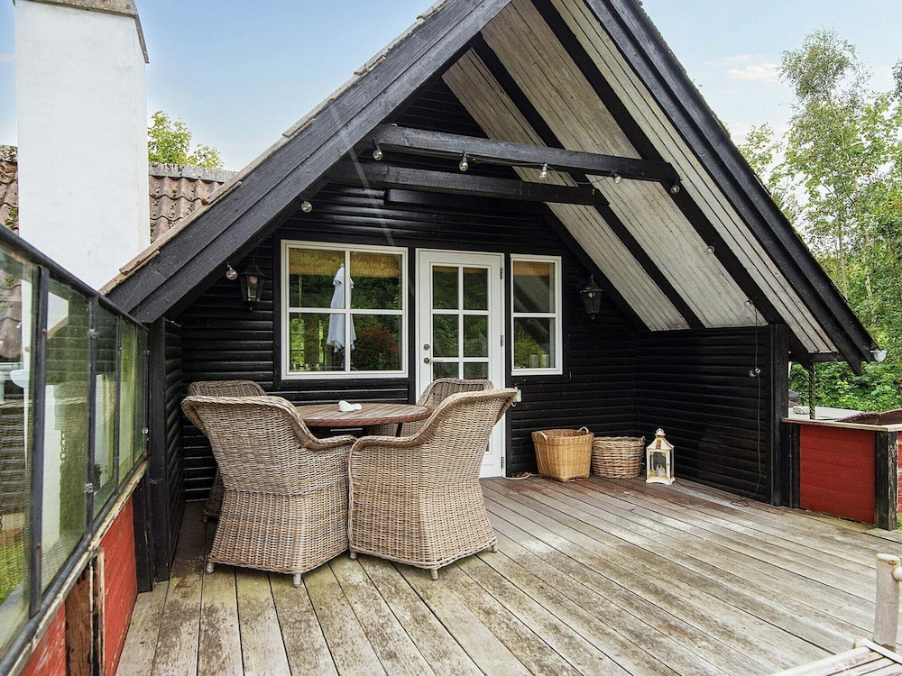 5 Person Holiday Home in Allingabro view 2