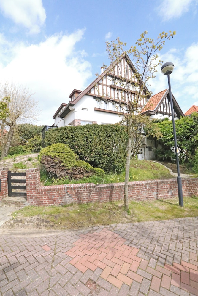 Villa in Het Zoute Near Zeedijk Promenade