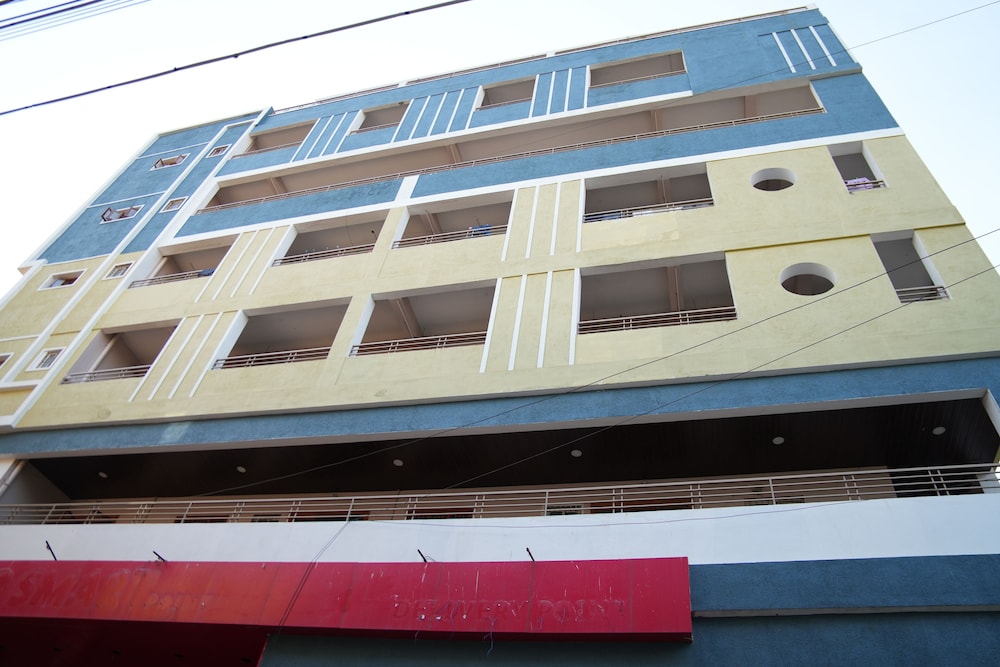 Hiraa inn Studio Apartments