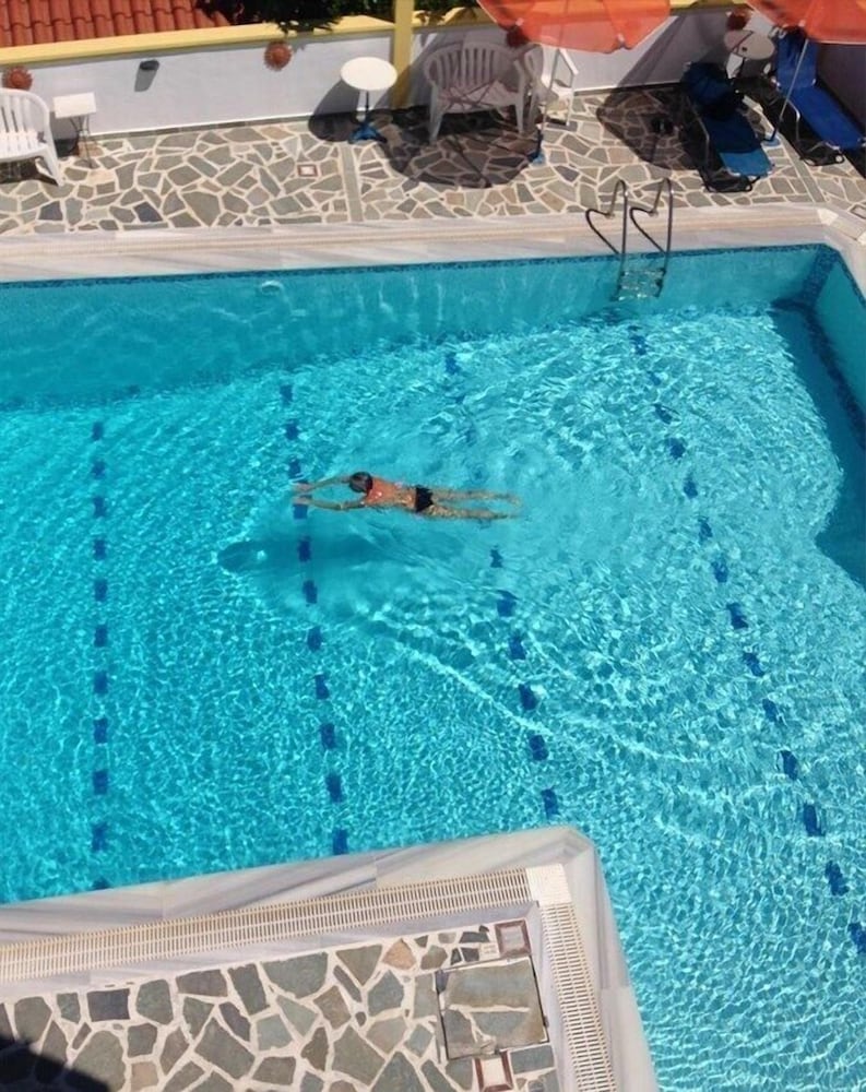 Zafiria Apartments