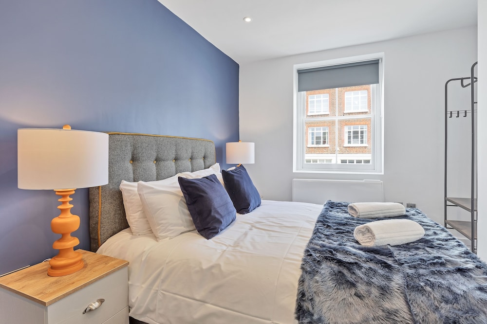 Right On : Bright On Apartment 1F | By My Getaways view 2