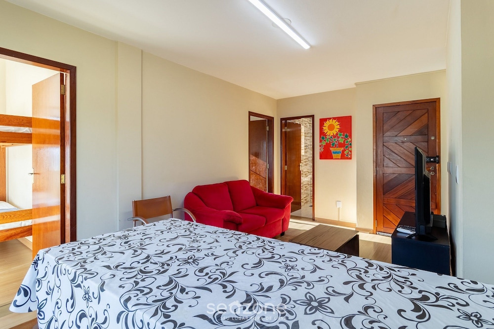 Apto c/ Churrasq 650m da Praia QTIB0301