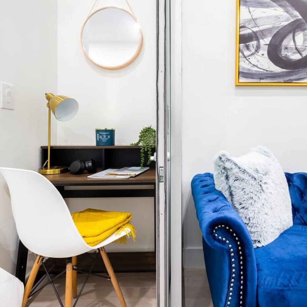 317-1an - New Modern 1BR W D Walk to Central Park