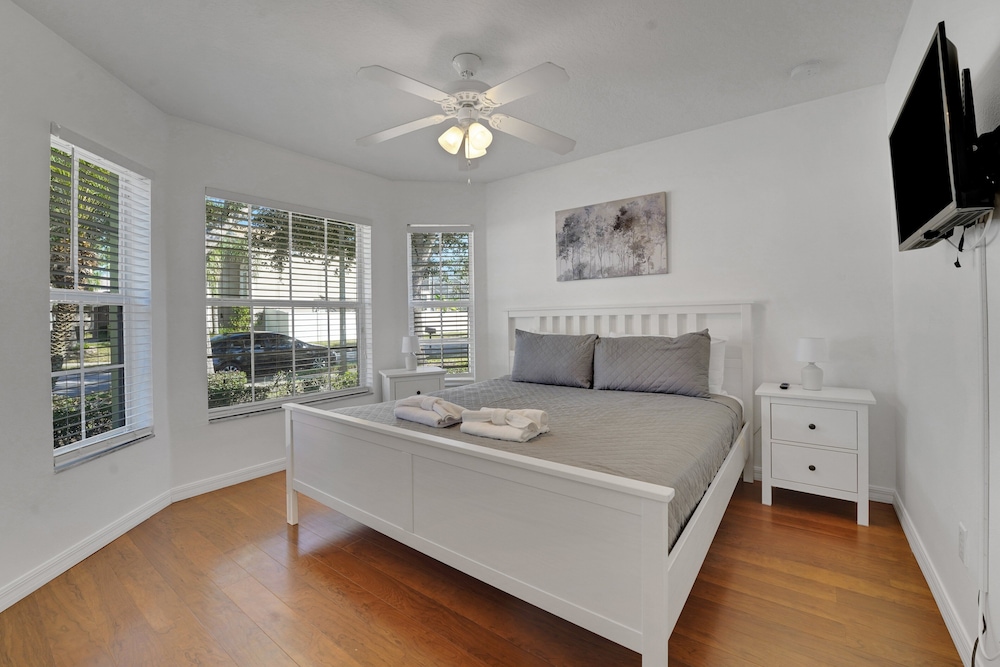 506hc-west Haven 4 Bedroom Home