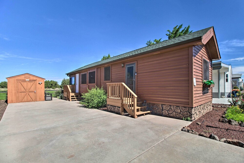 Relaxing Abode in Show Low: Quiet, 55 + Community!