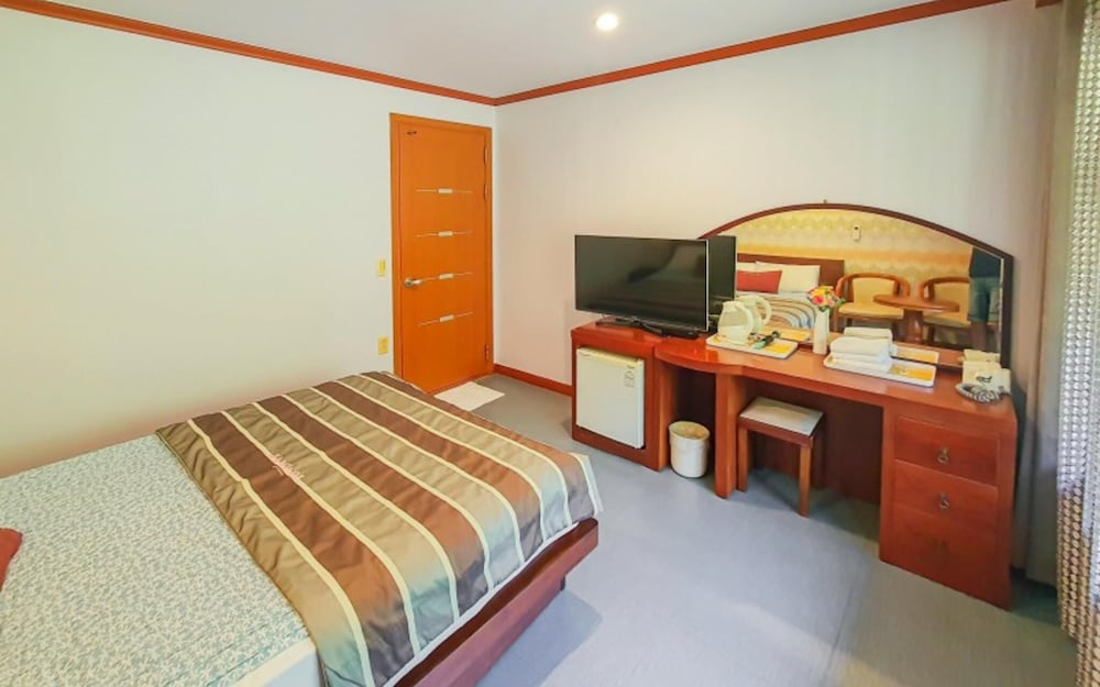 Taean Oak Vill Pension