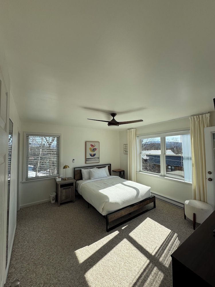 Central Lake Placid Mountain Views