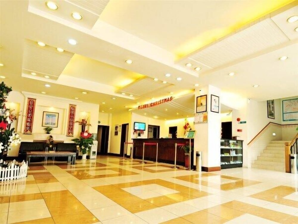 Jinjiang Inn Ningbo Yinxiang City Metro Road view 3