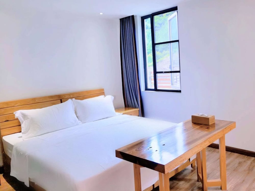 XiangLu YiMo Valley Retreat Guesthouse