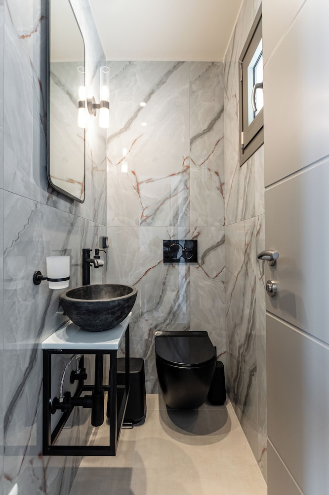 Lithia Exclusive Villas